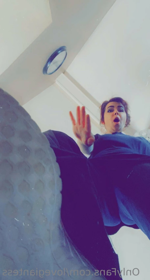 lovegiantess Onlyfans leaked photo 11057592 on Hotleaks.tv
