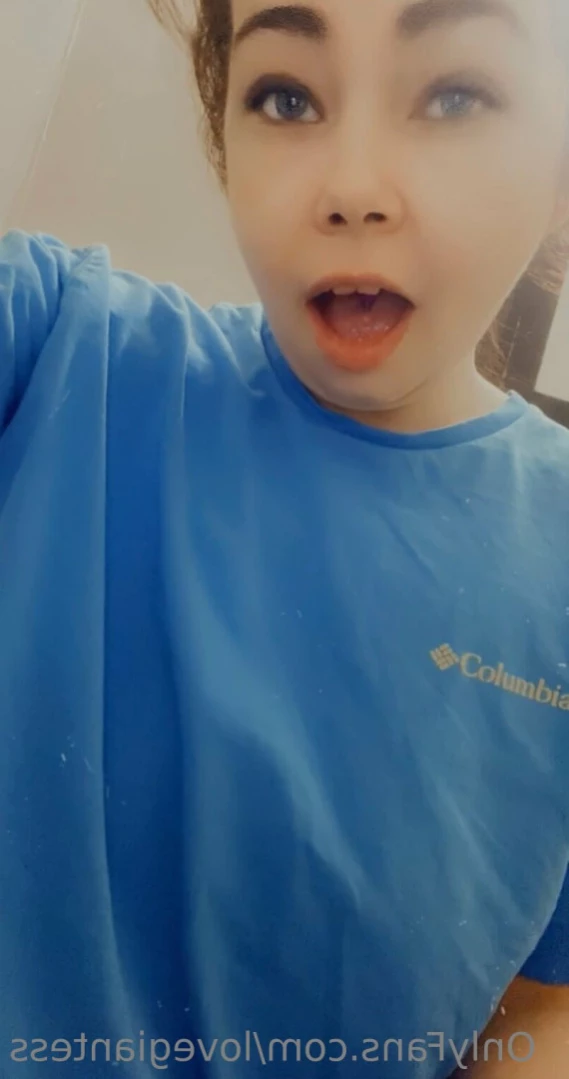 lovegiantess Onlyfans leaked photo 11057655 on Hotleaks.tv