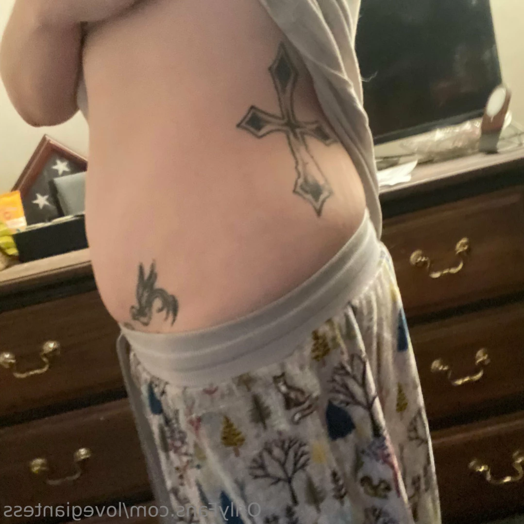 lovegiantess Onlyfans leaked photo 12272225 on Hotleaks.tv