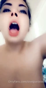 lovegiantess Onlyfans leaked video 12542796 on Hotleaks.tv