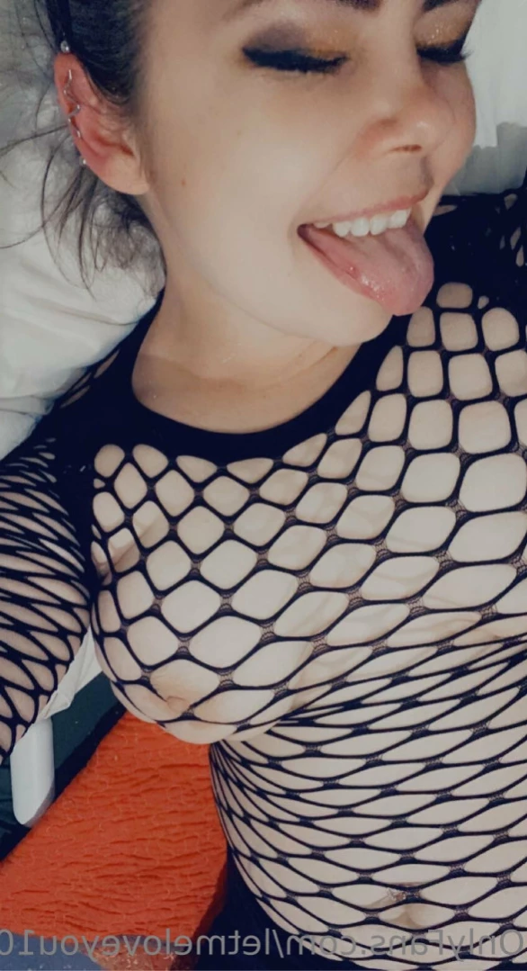 lovegiantess Onlyfans leaked photo 12764069 on Hotleaks.tv