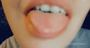 lovegiantess Onlyfans leaked video 13355376 on Hotleaks.tv