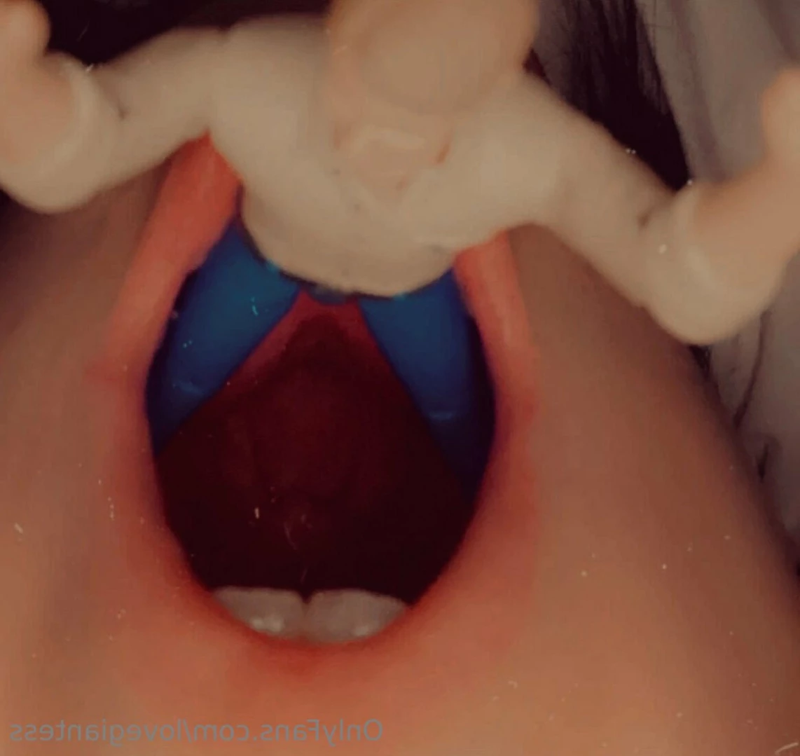 lovegiantess Onlyfans leaked photo 14103452 on Hotleaks.tv