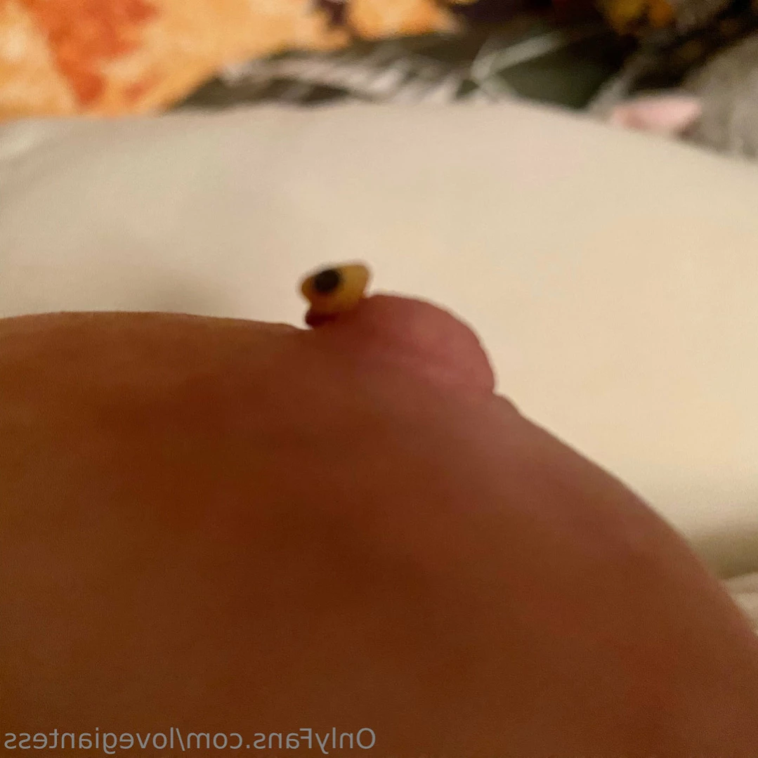 lovegiantess Onlyfans leaked photo 14548445 on Hotleaks.tv