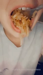 lovegiantess Onlyfans leaked video 14758673 on Hotleaks.tv