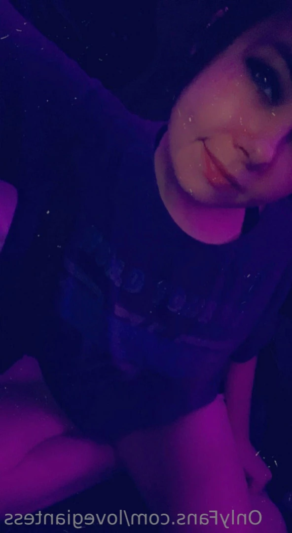 lovegiantess Onlyfans leaked photo 15786735 on Hotleaks.tv