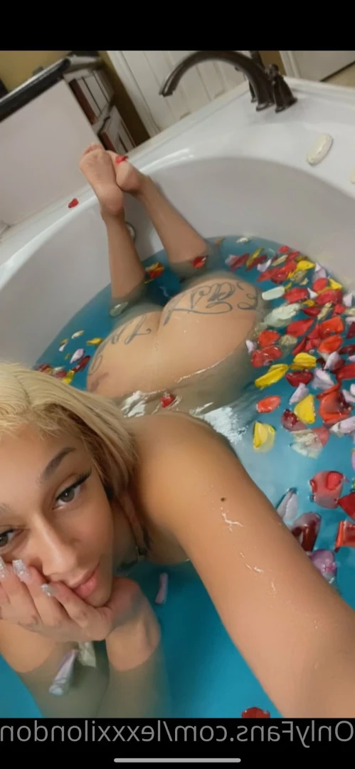 Lexxxi London [ lexxxilondon ] Onlyfans leaked photo 6866176 on Hotleaks.tv