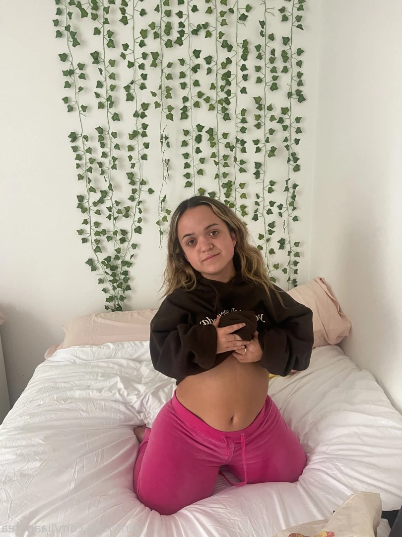 lia andrea [ liaandrea ] Onlyfans leaked photo 7366735 on Hotleaks.tv