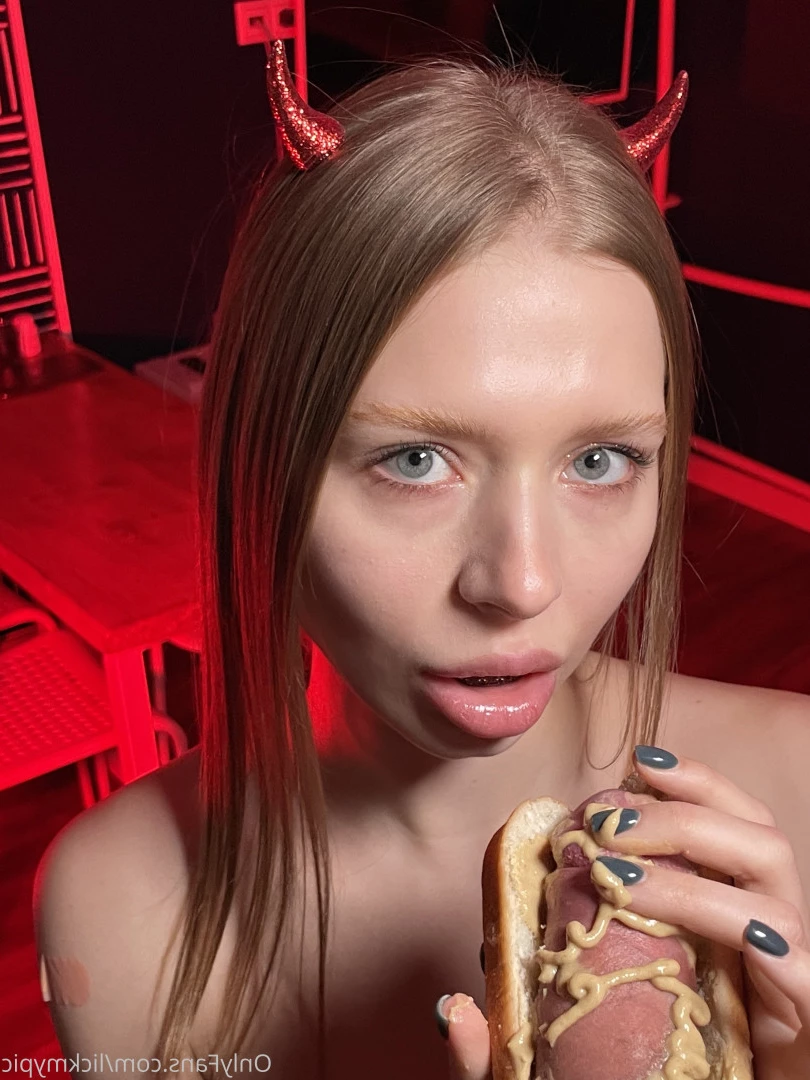 Alexa Martens [ lickmypic ] Onlyfans leaked photo 6862146 on Hotleaks.tv