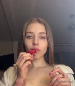 Alexa Martens [ lickmypic ] Onlyfans leaked video 7322997 on Hotleaks.tv