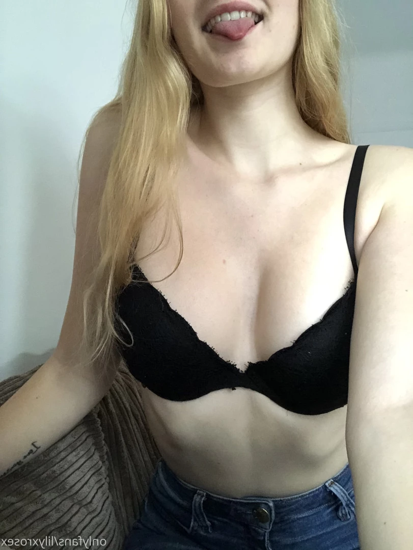 Lily Rose 🌹 [ lilyxrosex ] Onlyfans leaked photo 7456044 on Hotleaks.tv