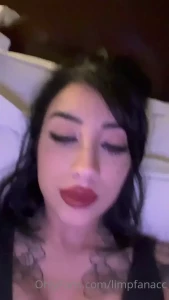 15737151