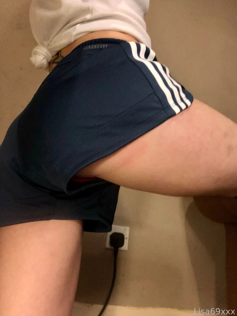 lisa69xxx Onlyfans leaked photo 18531957 on Hotleaks.tv