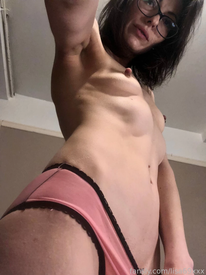 lisa69xxx Onlyfans leaked photo 18536971 on Hotleaks.tv