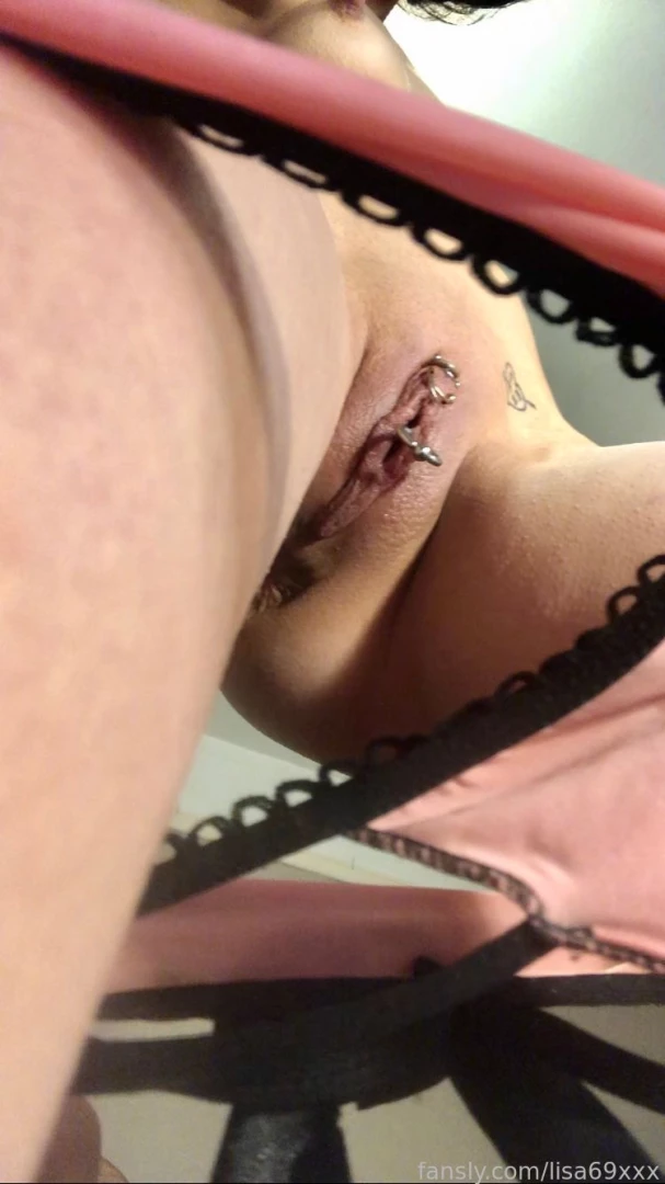 lisa69xxx Onlyfans leaked photo 18536975 on Hotleaks.tv