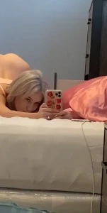 1591898