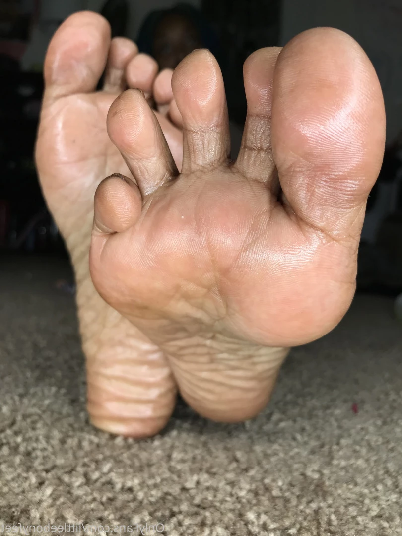 littleebonyfeet Onlyfans leaked photo 7354401 on Hotleaks.tv