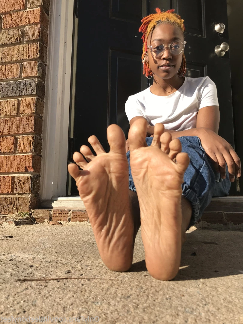 littleebonyfeet Onlyfans leaked photo 7355457 on Hotleaks.tv