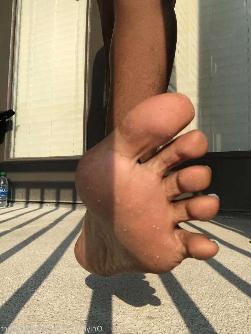 littleebonyfeet Onlyfans leaked photo 7356209 on Hotleaks.tv