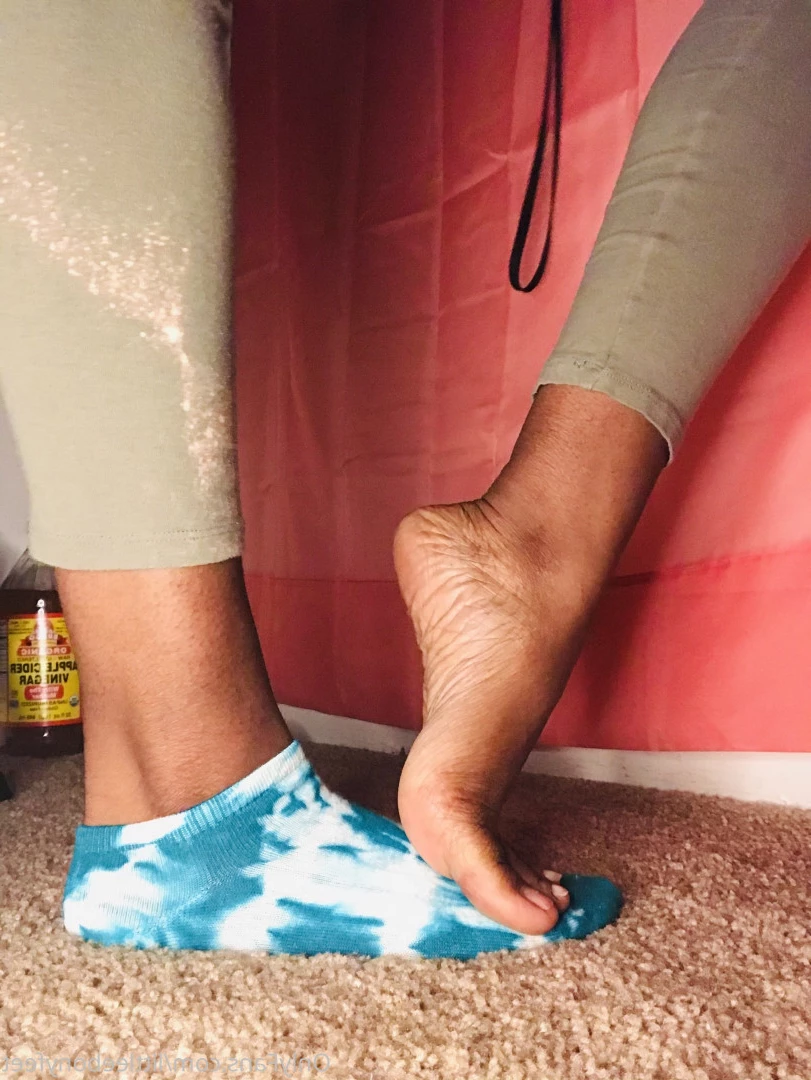 littleebonyfeet Onlyfans leaked photo 7356768 on Hotleaks.tv