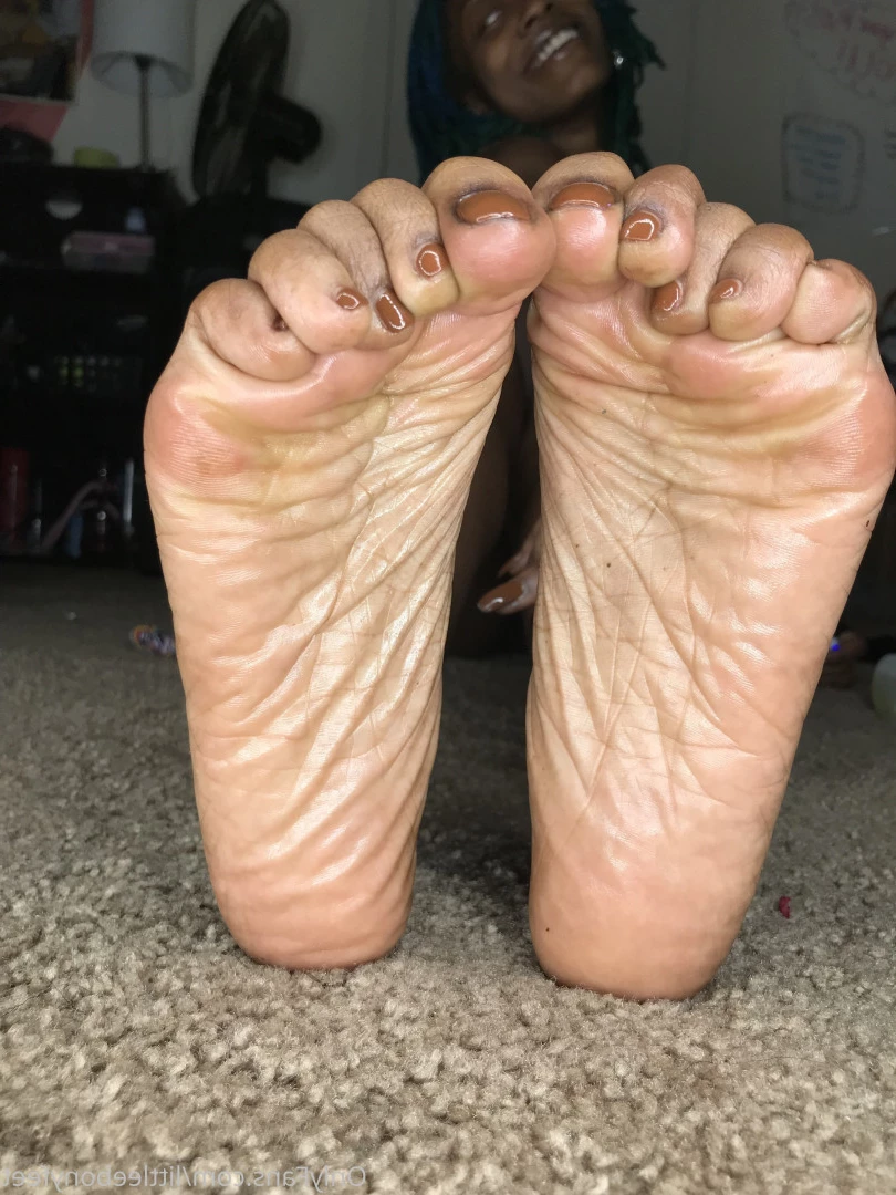 littleebonyfeet Onlyfans leaked photo 7358369 on Hotleaks.tv