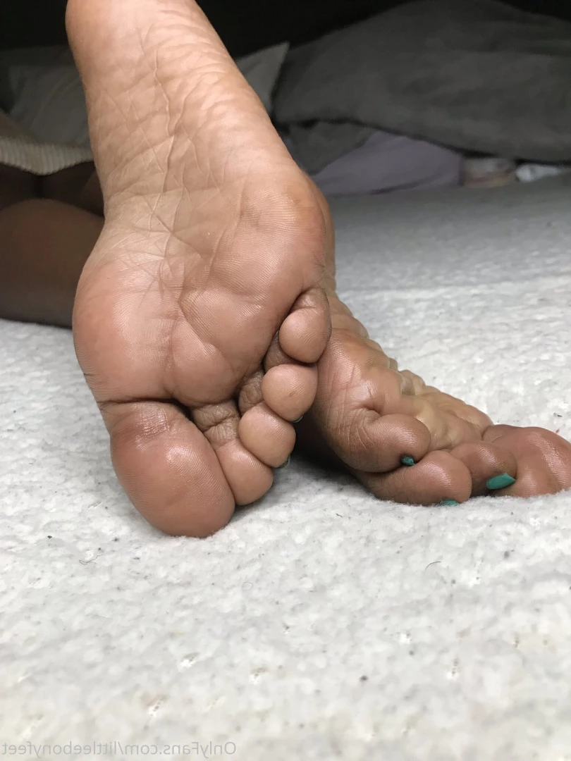 littleebonyfeet Onlyfans leaked photo 7358565 on Hotleaks.tv