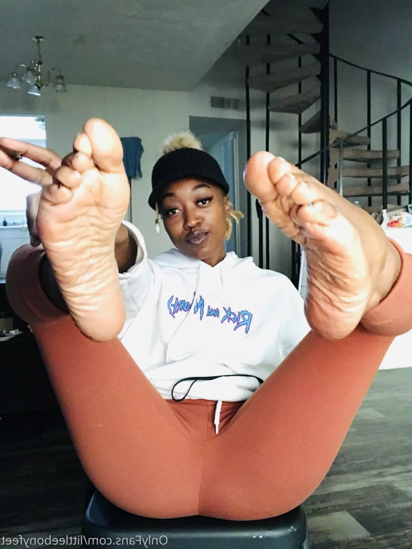 littleebonyfeet Onlyfans leaked photo 7359227 on Hotleaks.tv