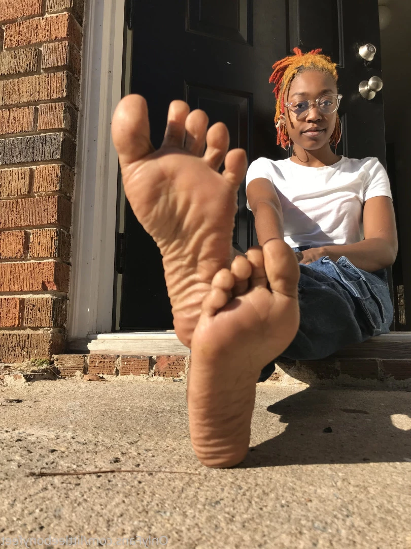 littleebonyfeet Onlyfans leaked photo 7359303 on Hotleaks.tv