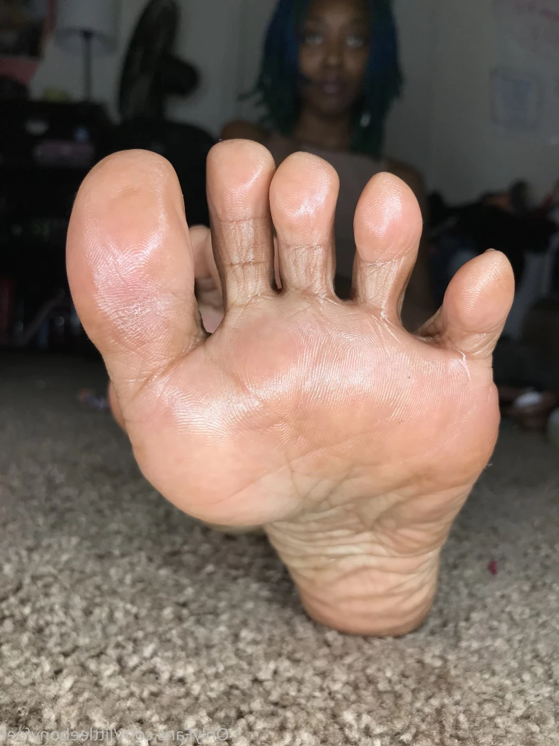 littleebonyfeet Onlyfans leaked photo 7359593 on Hotleaks.tv