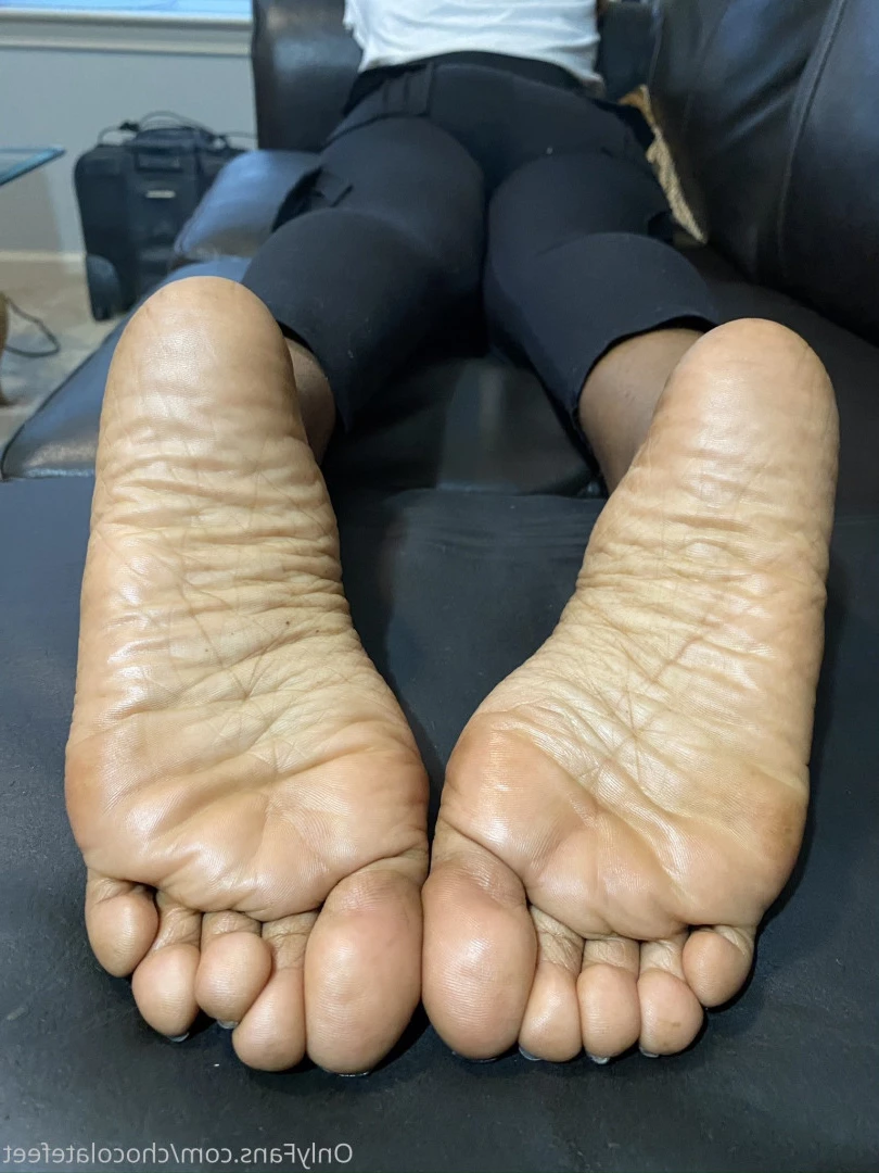 littleebonyfeet Onlyfans leaked photo 7360925 on Hotleaks.tv