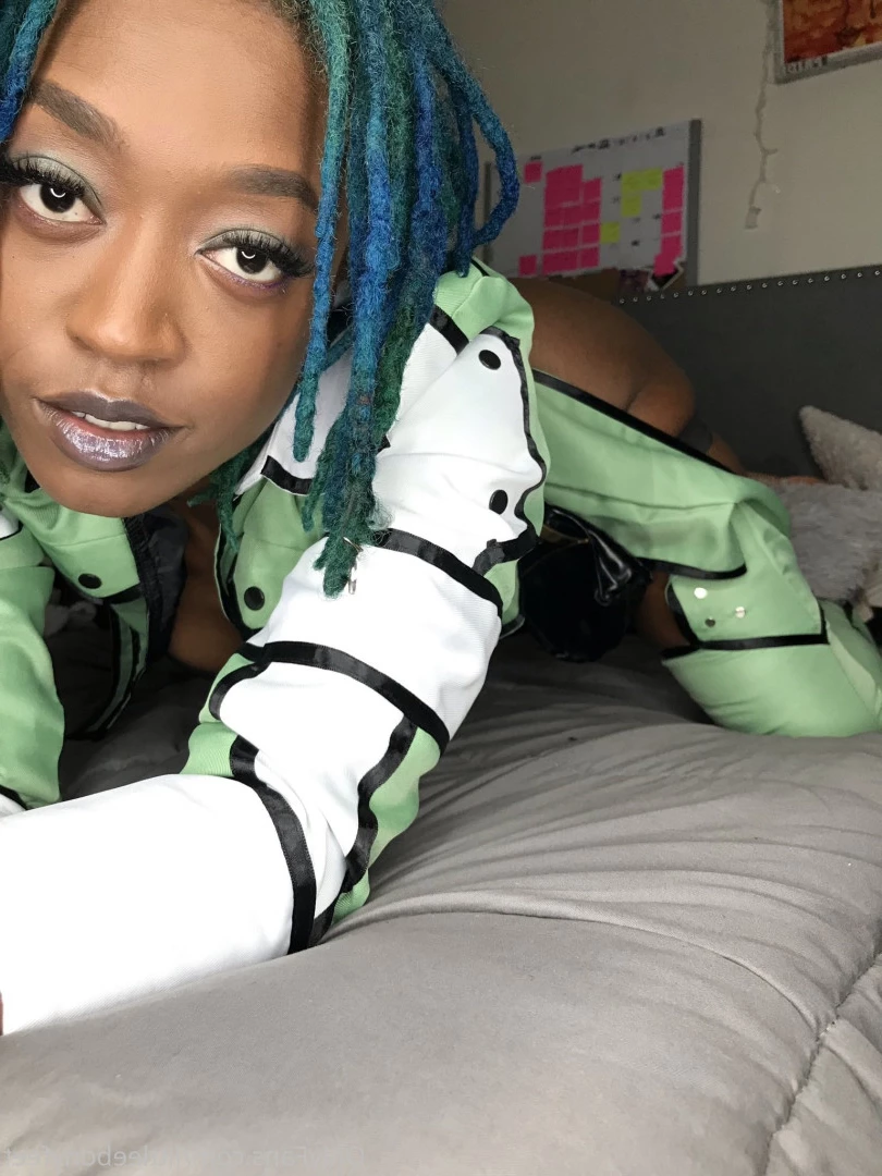 littleebonyfeet Onlyfans leaked photo 7361020 on Hotleaks.tv