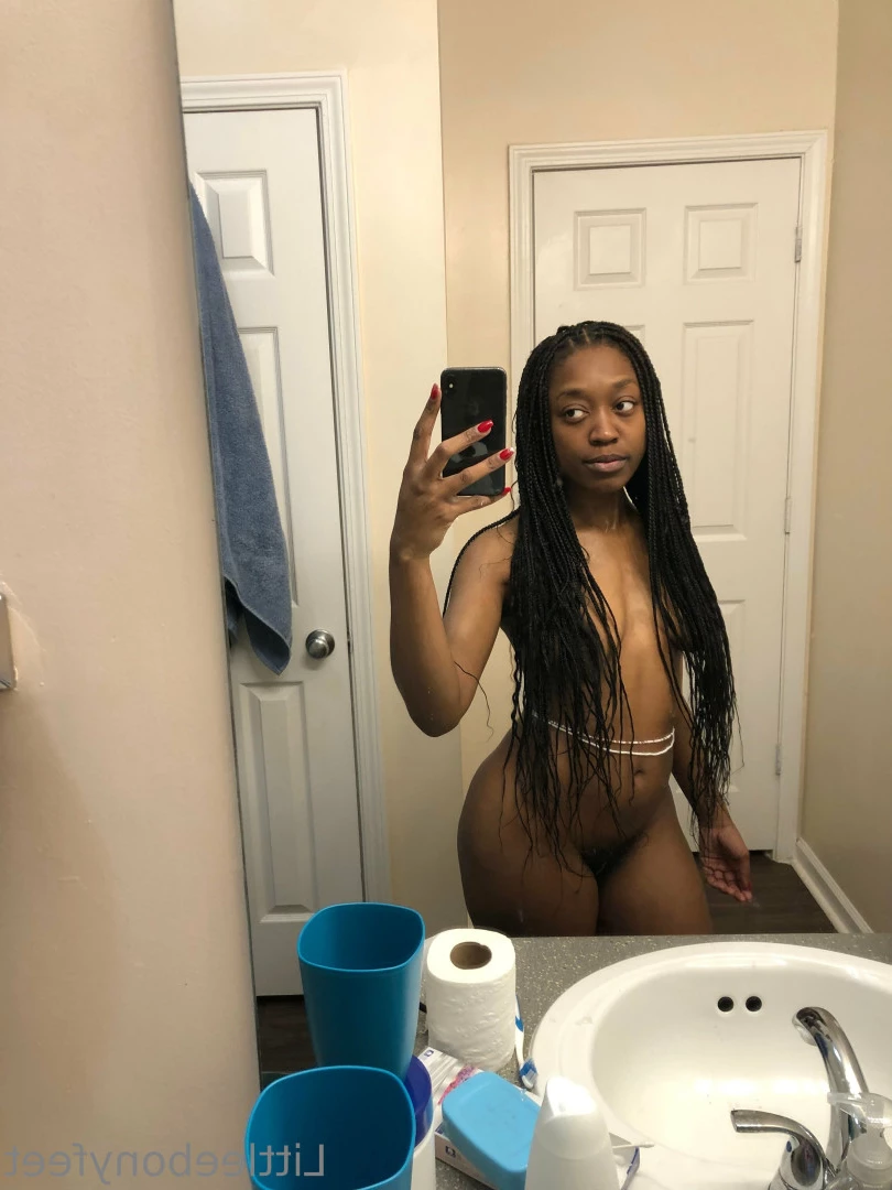 littleebonyfeet Onlyfans leaked photo 10443852 on Hotleaks.tv