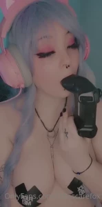 7282589