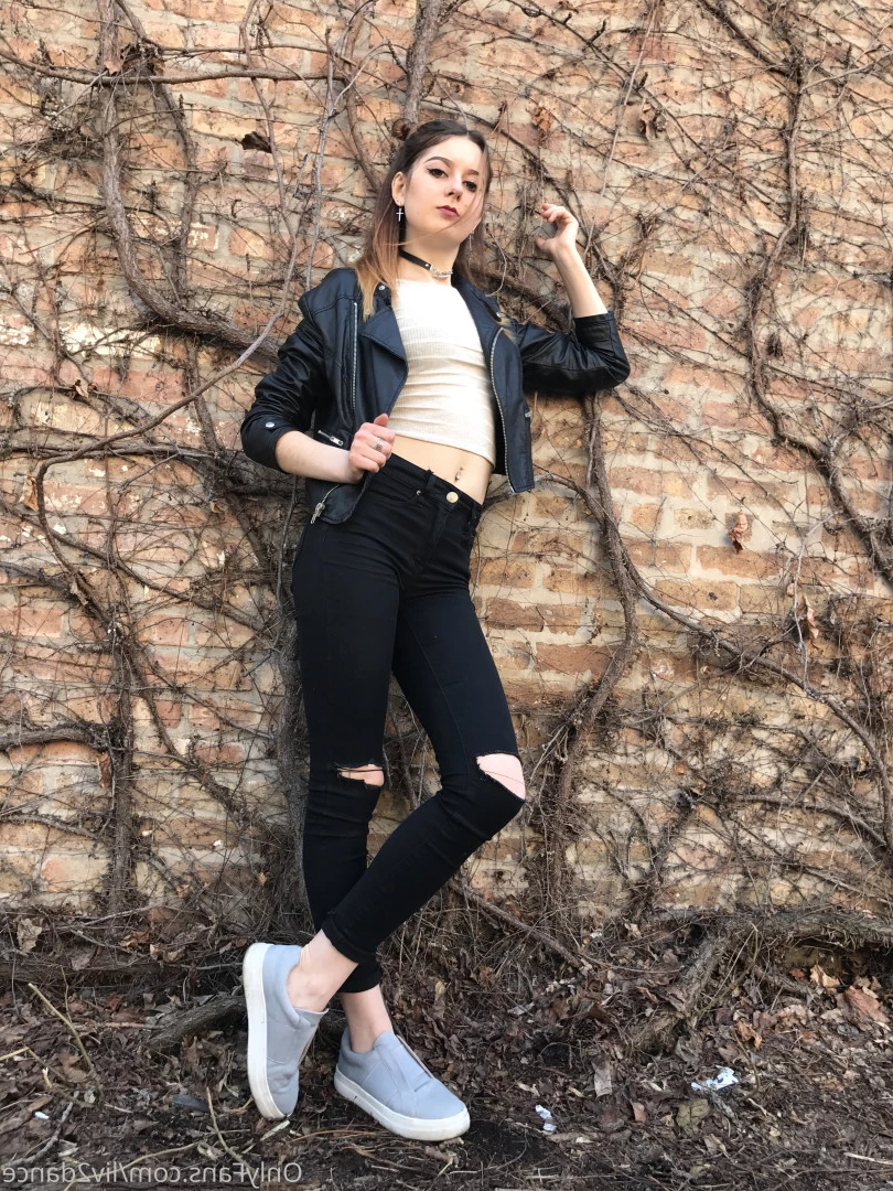Dancing with Liv [ liv2dance ] Onlyfans leaked photo 6938307 on Hotleaks.tv