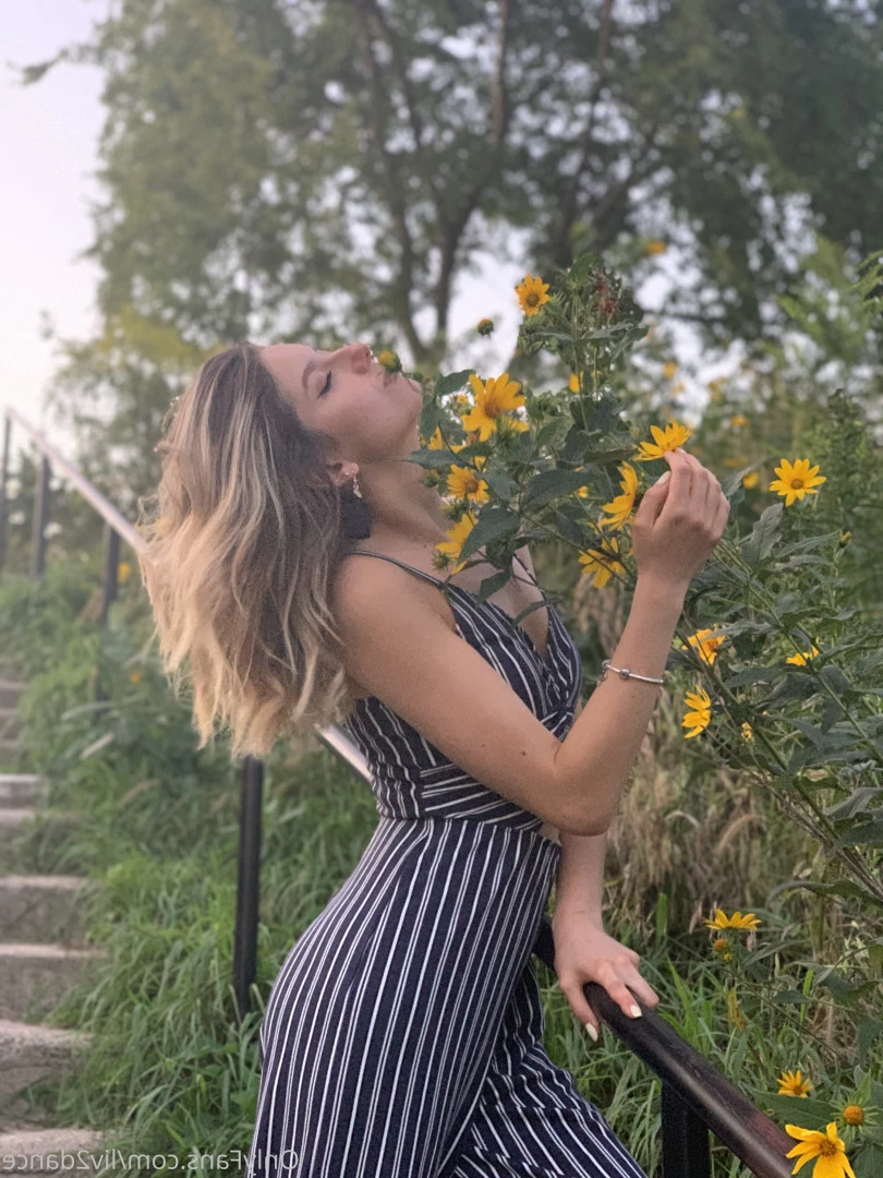 Dancing with Liv [ liv2dance ] Onlyfans leaked photo 6940170 on Hotleaks.tv
