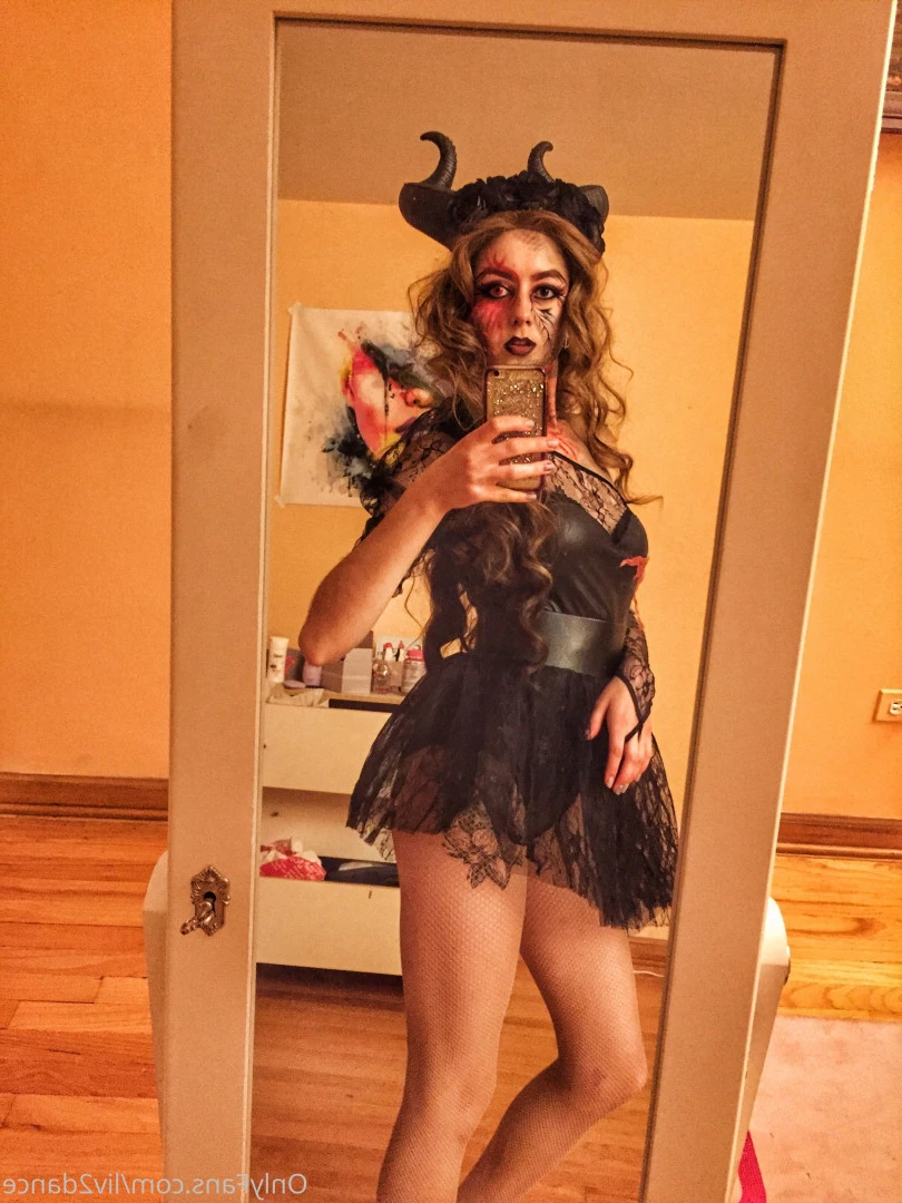 Dancing with Liv [ liv2dance ] Onlyfans leaked photo 6940268 on Hotleaks.tv