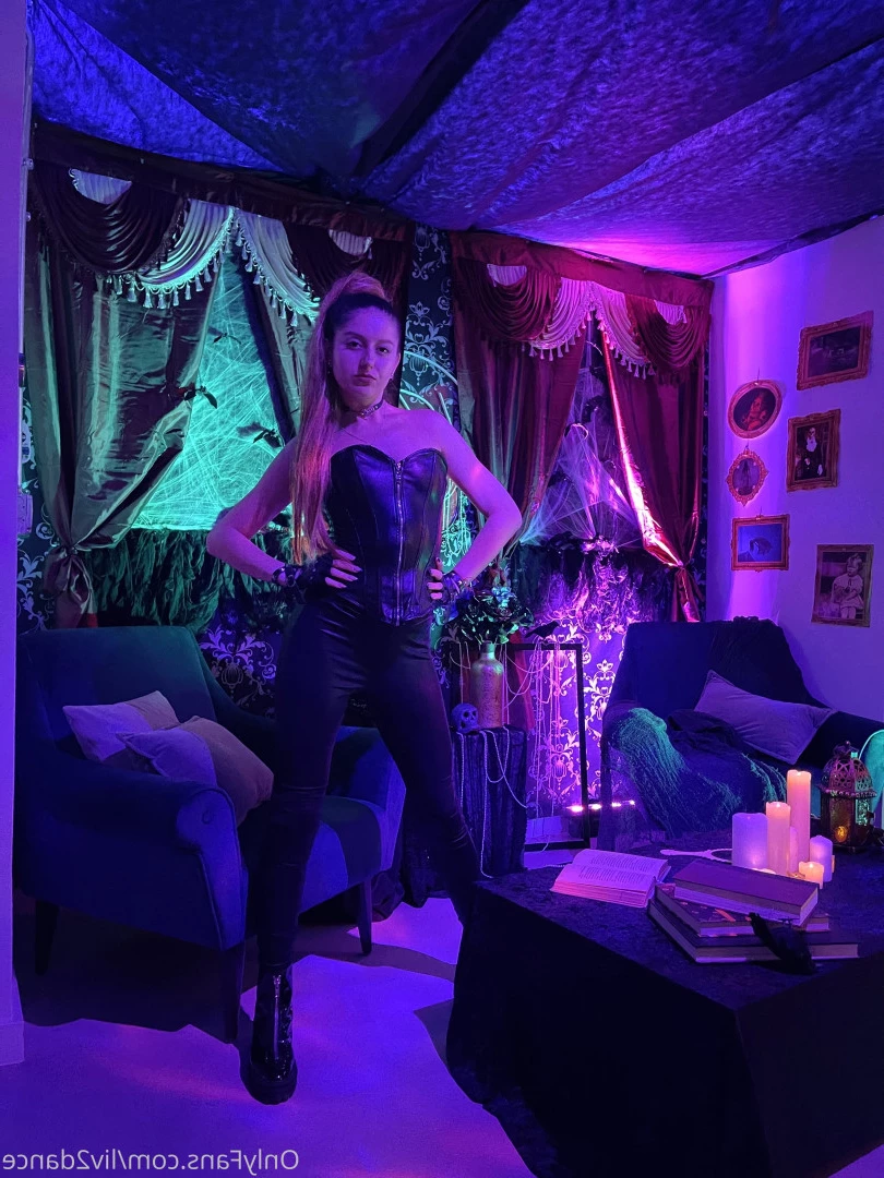 Dancing with Liv [ liv2dance ] Onlyfans leaked photo 6940450 on Hotleaks.tv