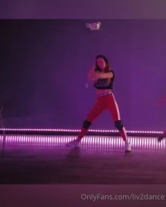Dancing with Liv [ liv2dance ] Onlyfans leaked video 7281390 on Hotleaks.tv
