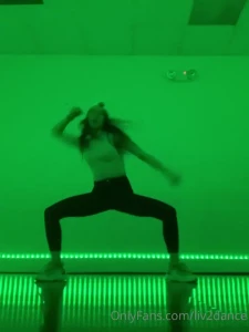 Dancing with Liv [ liv2dance ] Onlyfans leaked video 7281425 on Hotleaks.tv