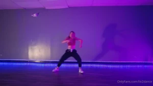 Dancing with Liv [ liv2dance ] Onlyfans leaked video 7281443 on Hotleaks.tv