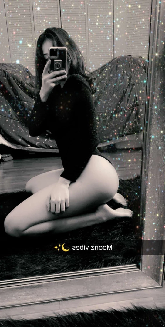 Liz Moonz [ liz_moonz ] Onlyfans leaked photo 7329724 on Hotleaks.tv