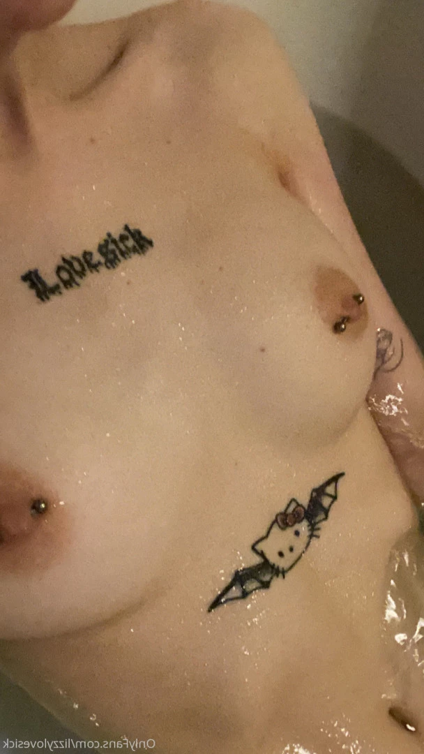 Lizzy Lovesick💕🐰 [ lizzylovesick ] Onlyfans leaked photo 6507277 on Hotleaks.tv