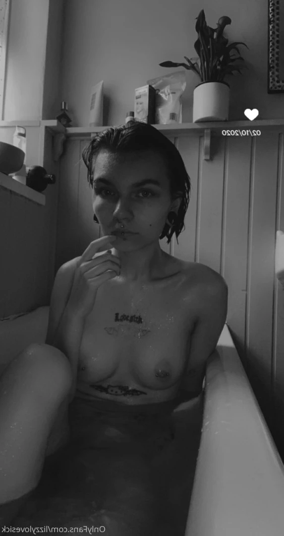 Lizzy Lovesick💕🐰 [ lizzylovesick ] Onlyfans leaked photo 6507456 on Hotleaks.tv