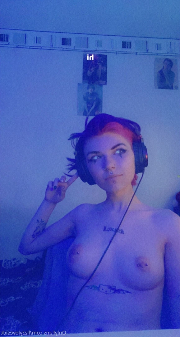 Lizzy Lovesick💕🐰 [ lizzylovesick ] Onlyfans leaked photo 6507815 on Hotleaks.tv