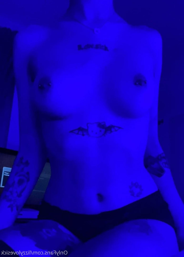 Lizzy Lovesick💕🐰 [ lizzylovesick ] Onlyfans leaked photo 6508444 on Hotleaks.tv