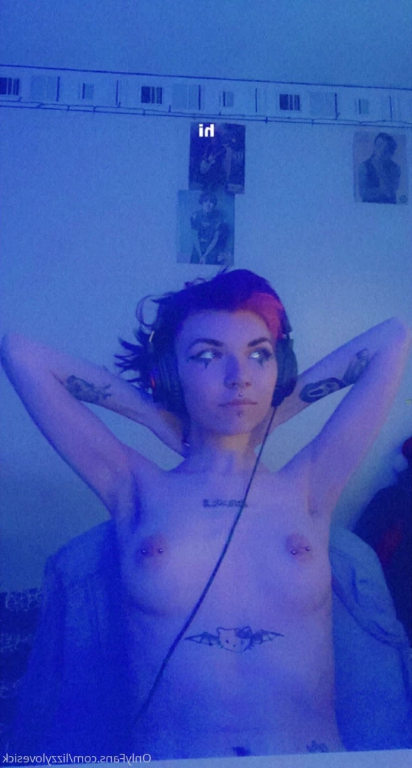 Lizzy Lovesick💕🐰 [ lizzylovesick ] Onlyfans leaked photo 6508557 on Hotleaks.tv