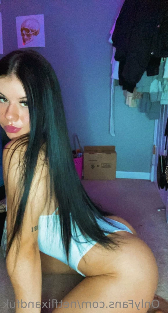 College freshman 😜 [ lizzysnyder18 ] Onlyfans leaked photo 6838837 on Hotleaks.tv