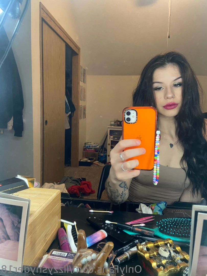 College freshman 😜 [ lizzysnyder18 ] Onlyfans leaked photo 10461286 on Hotleaks.tv
