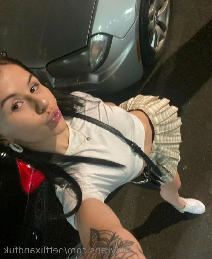 College freshman 😜 [ lizzysnyder18 ] Onlyfans leaked photo 10461418 on Hotleaks.tv