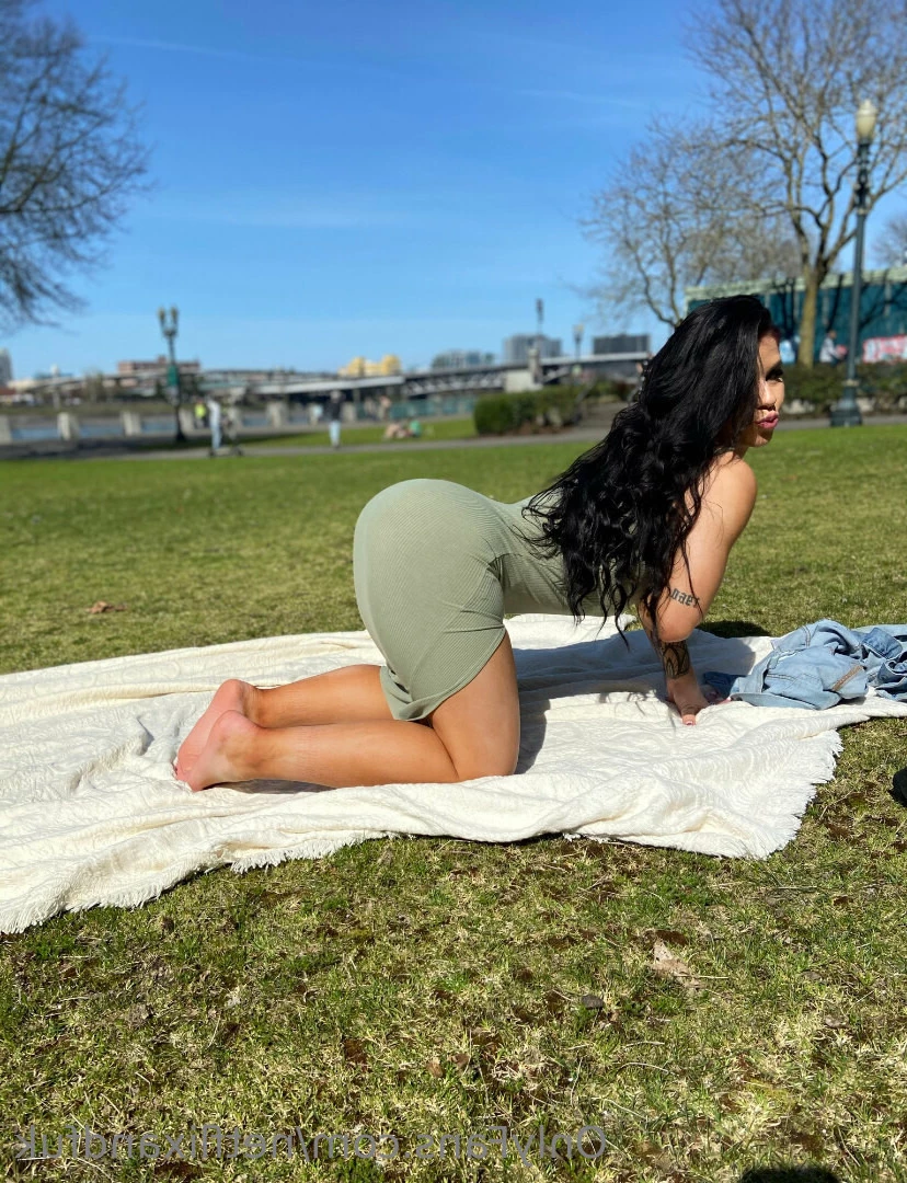 College freshman 😜 [ lizzysnyder18 ] Onlyfans leaked photo 10461500 on Hotleaks.tv